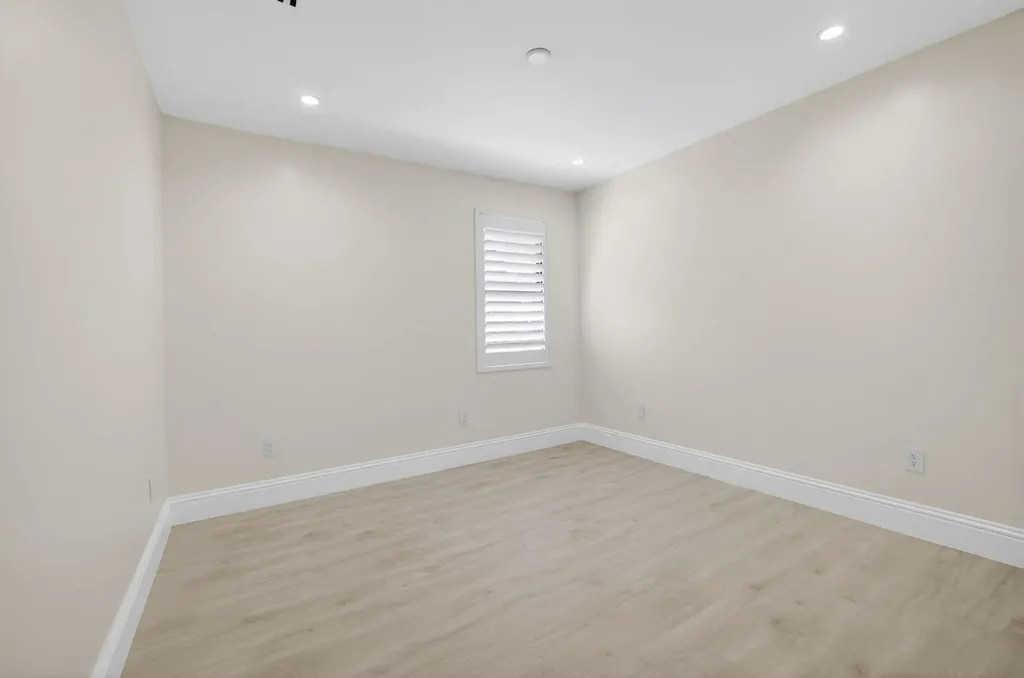 8771 Man O War Road Palm Beach Gardens FL 33418
