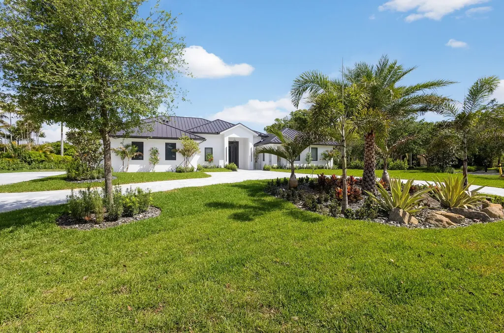 8771 Man O War Road Palm Beach Gardens FL 33418