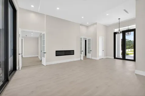 8771 Man O War Road Palm Beach Gardens FL 33418