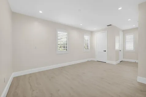 8771 Man O War Road Palm Beach Gardens FL 33418
