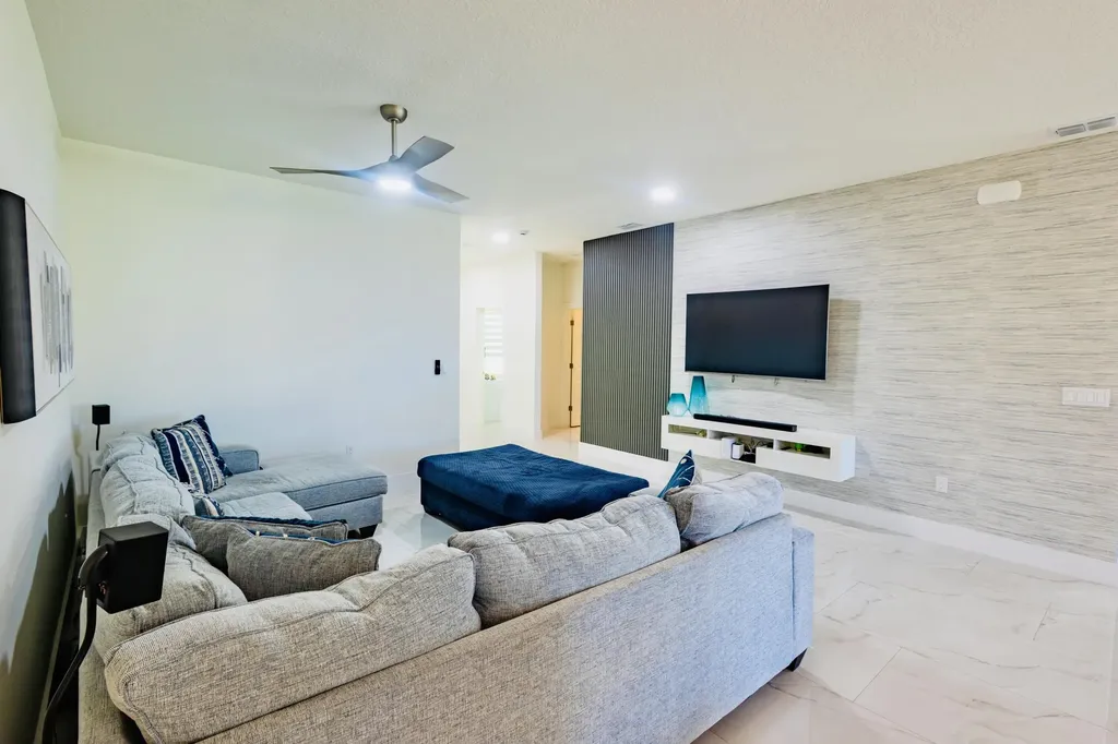 2149 SW Susset Lane Port St Lucie FL 34953