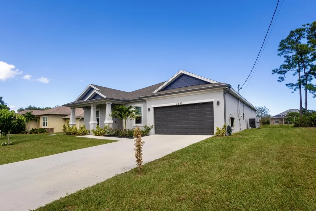 2149 SW Susset Lane Port St Lucie FL 34953