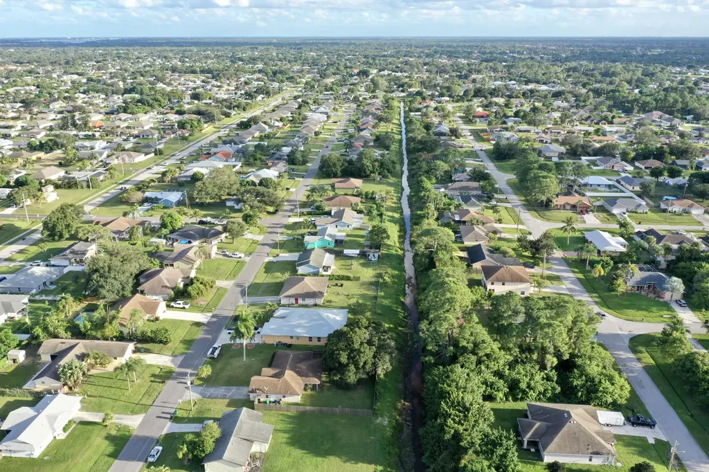 2149 SW Susset Lane Port St Lucie FL 34953