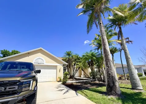 751 SE Starflower Avenue Port St Lucie FL 34983