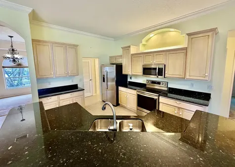 751 SE Starflower Avenue Port St Lucie FL 34983