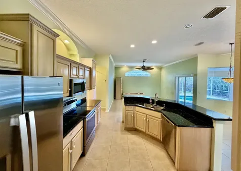 751 SE Starflower Avenue Port St Lucie FL 34983