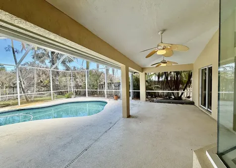 751 SE Starflower Avenue Port St Lucie FL 34983
