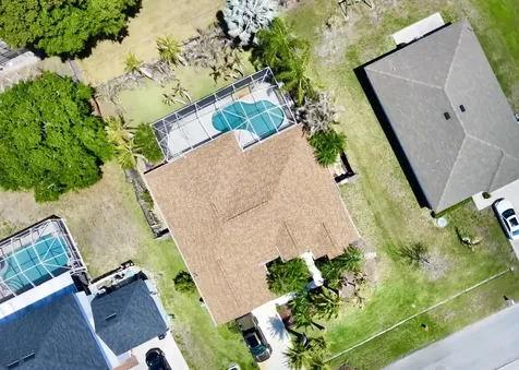 751 SE Starflower Avenue Port St Lucie FL 34983
