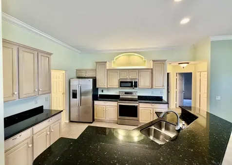 751 SE Starflower Avenue Port St Lucie FL 34983