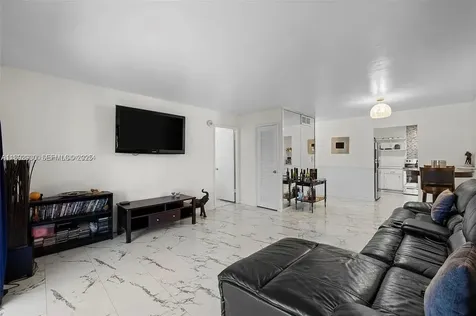 4043 NW 16th Street Lauderhill FL 33313