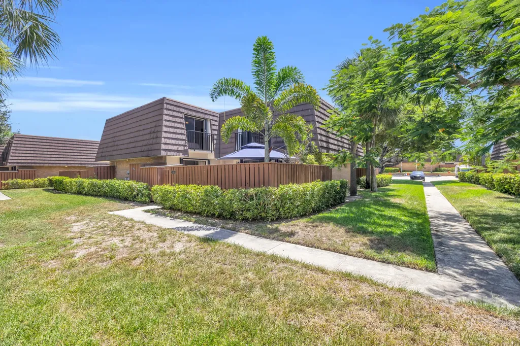 1208 12th Court Jupiter FL 33477