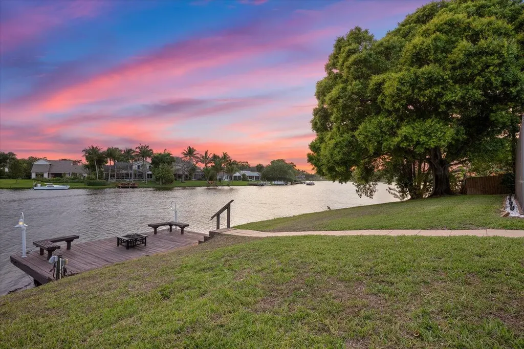 1420 Sailboat Circle Wellington FL 33414