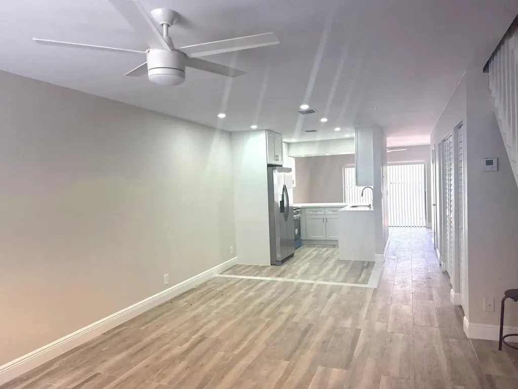 9793 Riverside Drive Coral Springs FL 33071