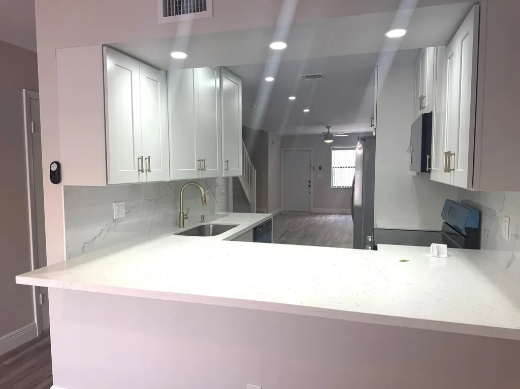 9793 Riverside Drive Coral Springs FL 33071