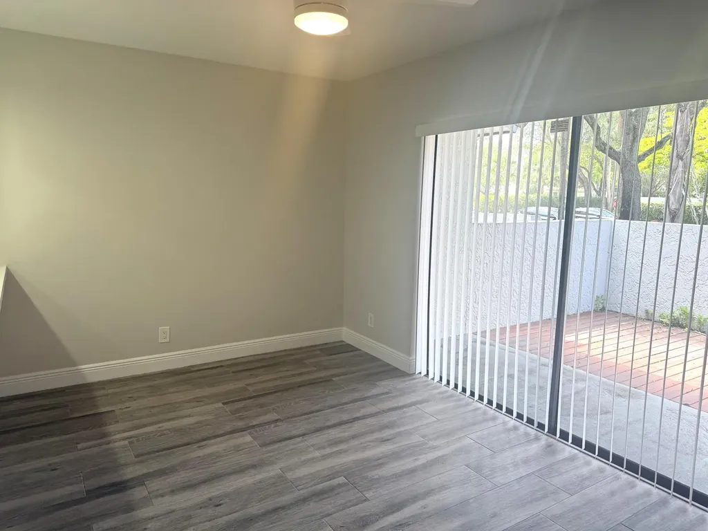 9793 Riverside Drive Coral Springs FL 33071