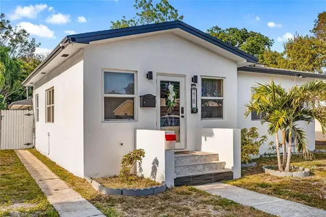 218 SW 7th Street Dania Beach FL 33004