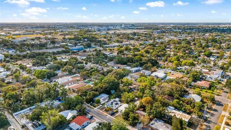 218 SW 7th Street Dania Beach FL 33004
