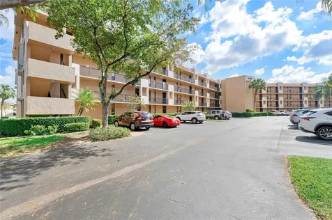 6519 Coral Lake Drive Margate FL 33063