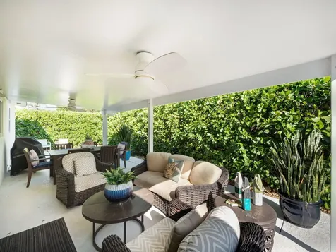 471 Mars Way Juno Beach FL 33408