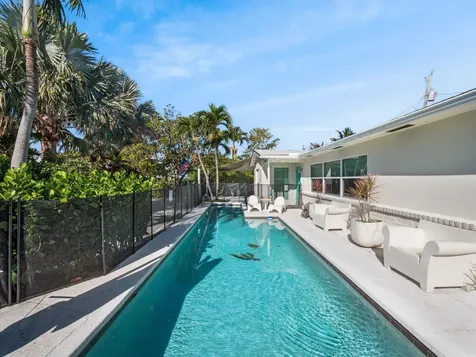 471 Mars Way Juno Beach FL 33408