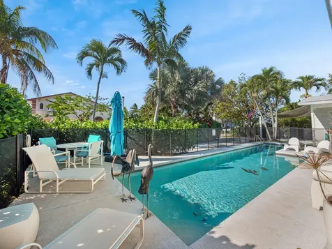 471 Mars Way Juno Beach FL 33408