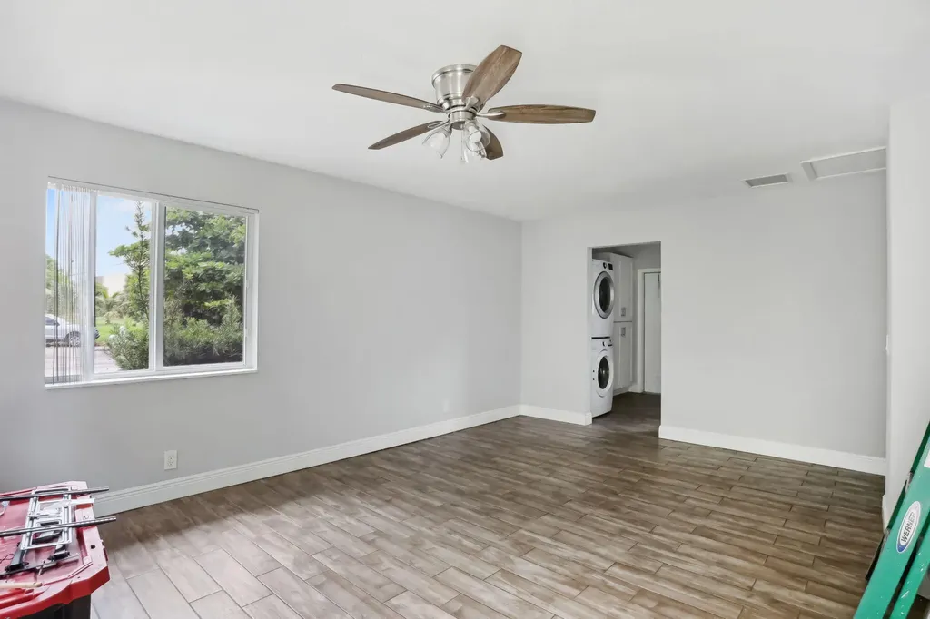 2227 NE 3rd Avenue Delray Beach FL 33444