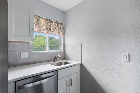 2227 NE 3rd Avenue Delray Beach FL 33444