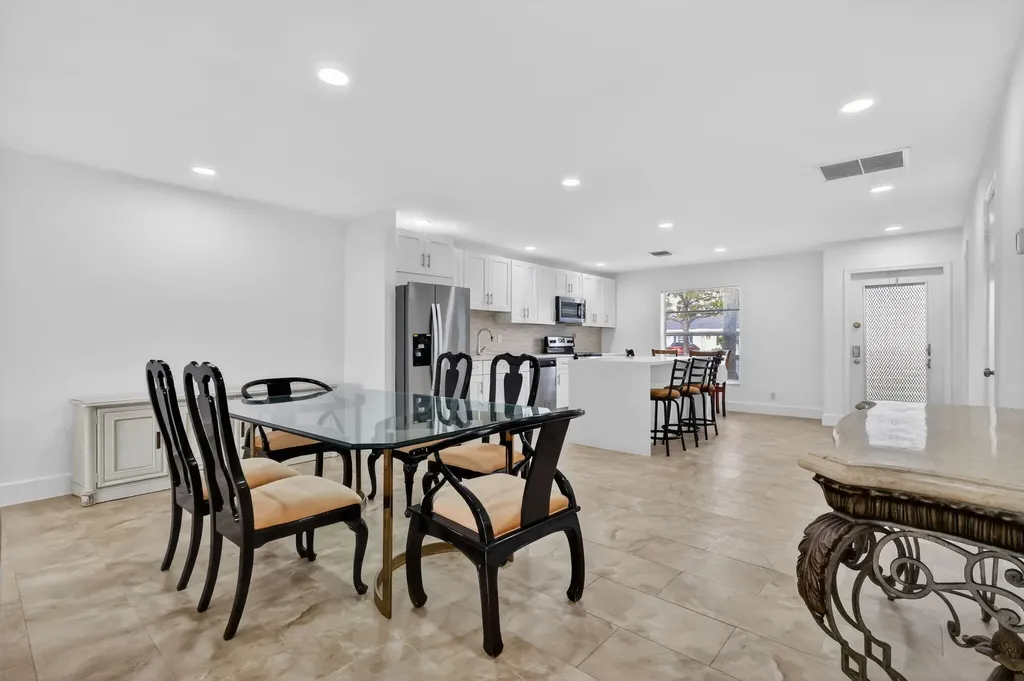 5093 Privet Place Delray Beach FL 33484