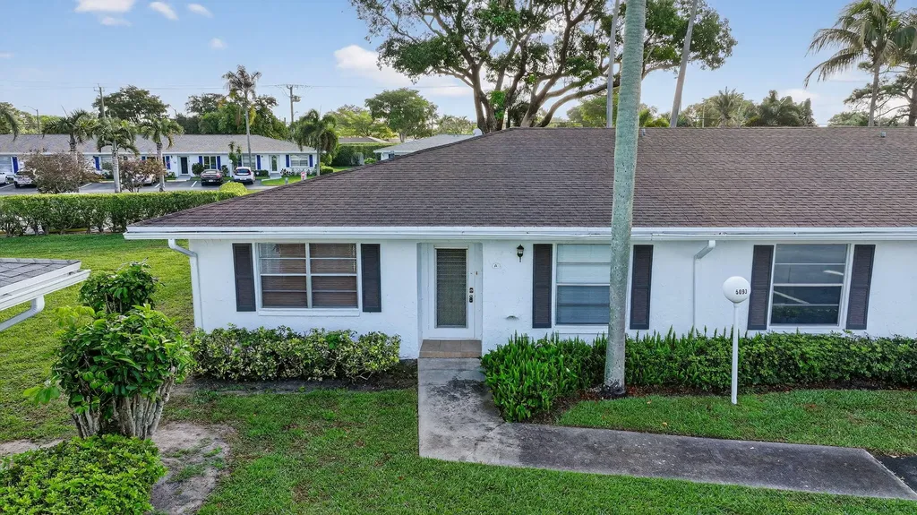 5093 Privet Place Delray Beach FL 33484