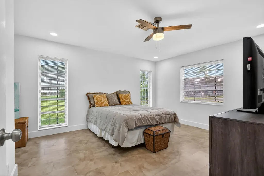 5093 Privet Place Delray Beach FL 33484