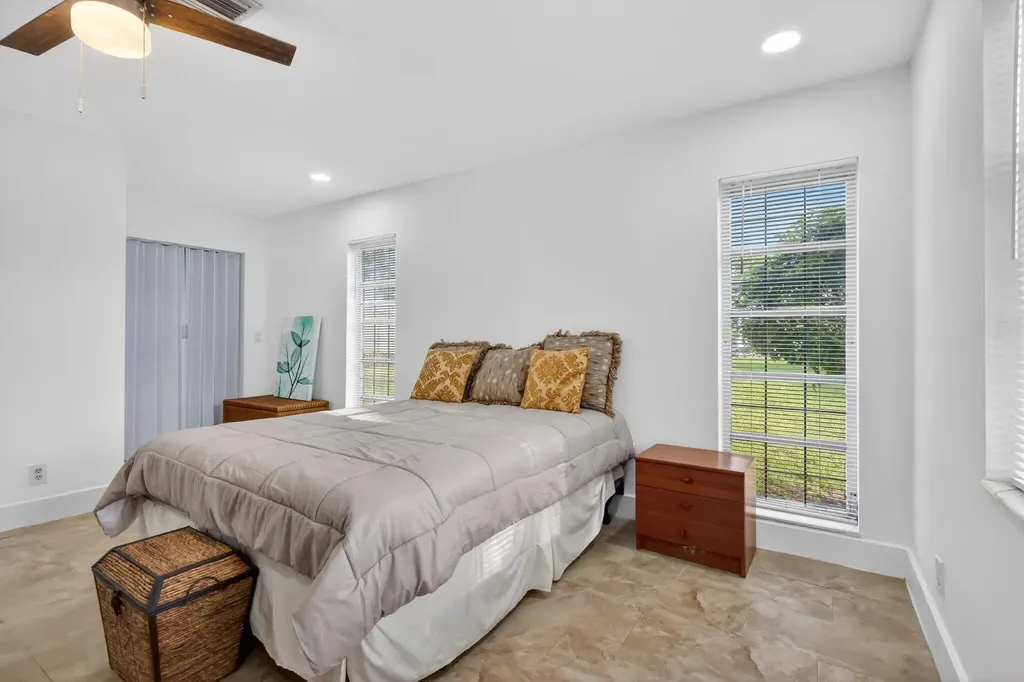 5093 Privet Place Delray Beach FL 33484