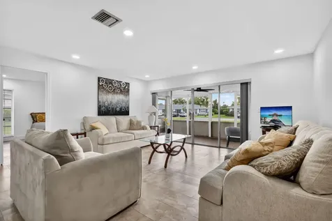 5093 Privet Place Delray Beach FL 33484