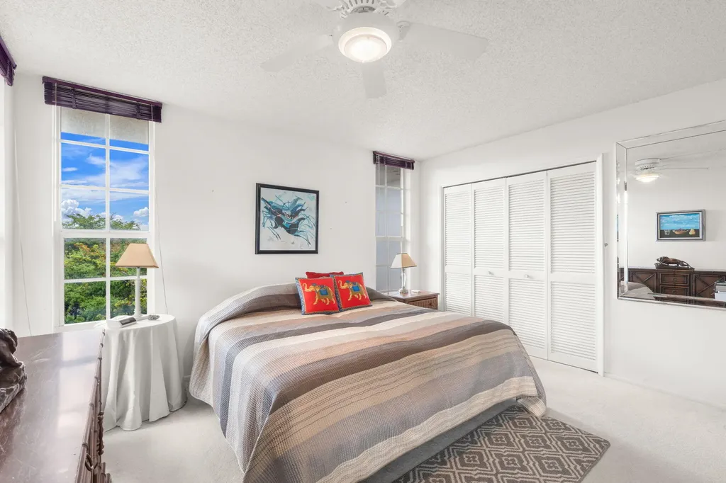 545 Oaks Lane Pompano Beach FL 33069