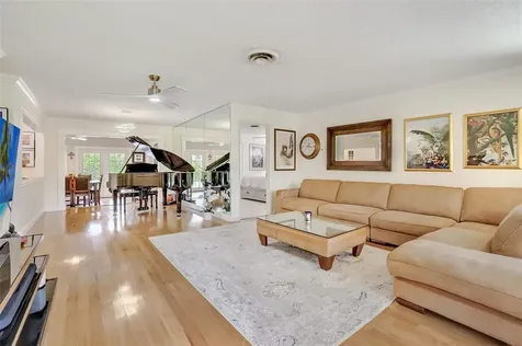 241 SW 13th Street Boca Raton FL 33432
