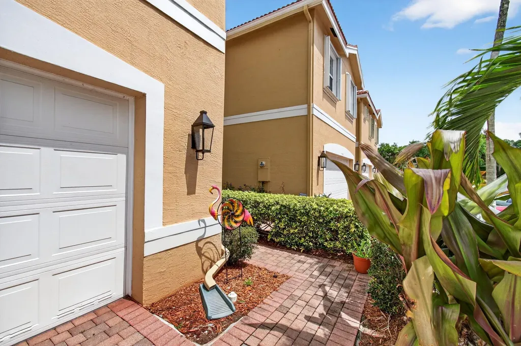 7541 Spatterdock Drive Boynton Beach FL 33437