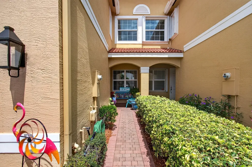 7541 Spatterdock Drive Boynton Beach FL 33437
