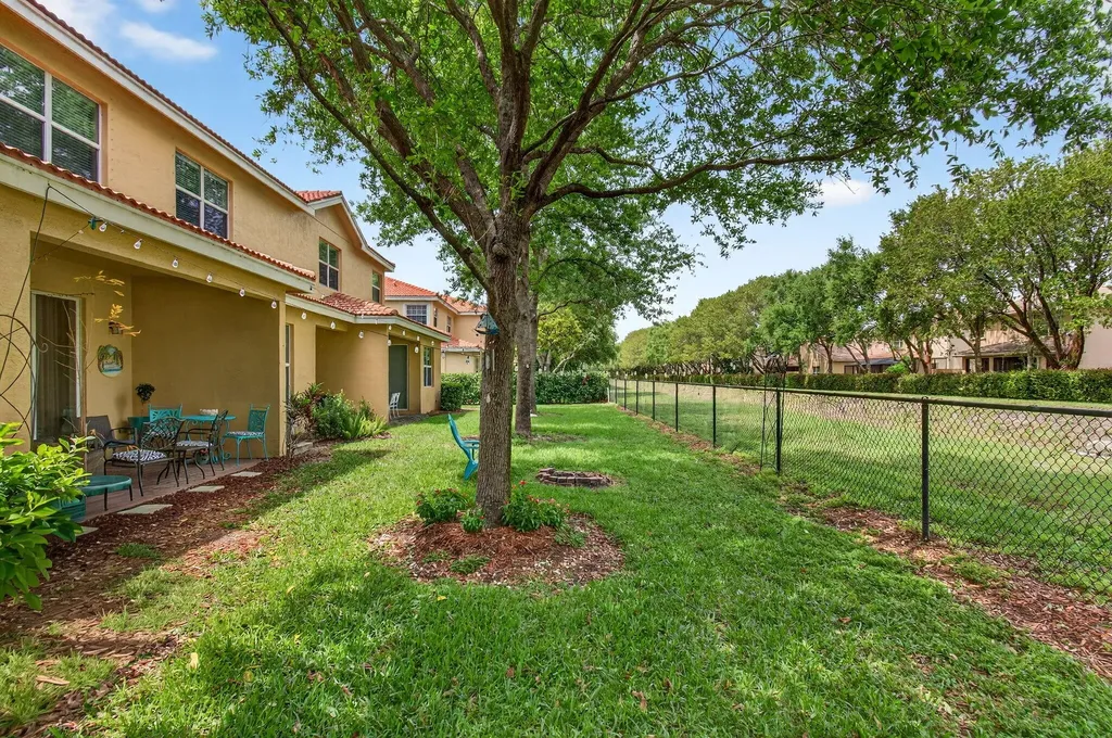 7541 Spatterdock Drive Boynton Beach FL 33437