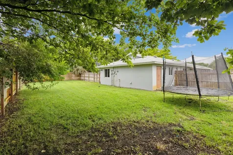 2227 NE 3rd Avenue Delray Beach FL 33444