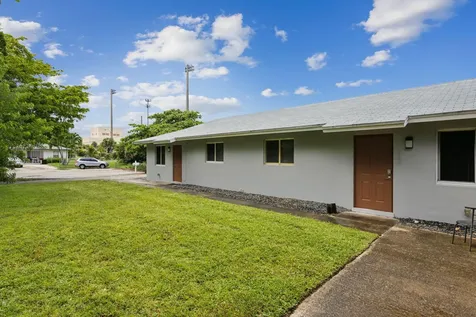 2227 NE 3rd Avenue Delray Beach FL 33444
