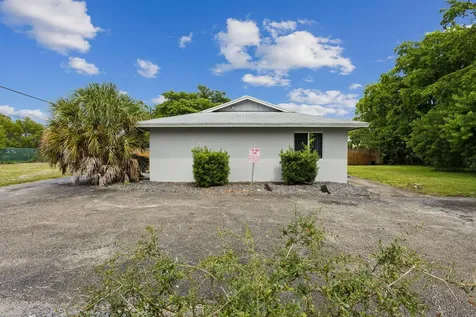 2227 NE 3rd Avenue Delray Beach FL 33444