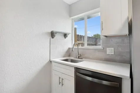 2227 NE 3rd Avenue Delray Beach FL 33444