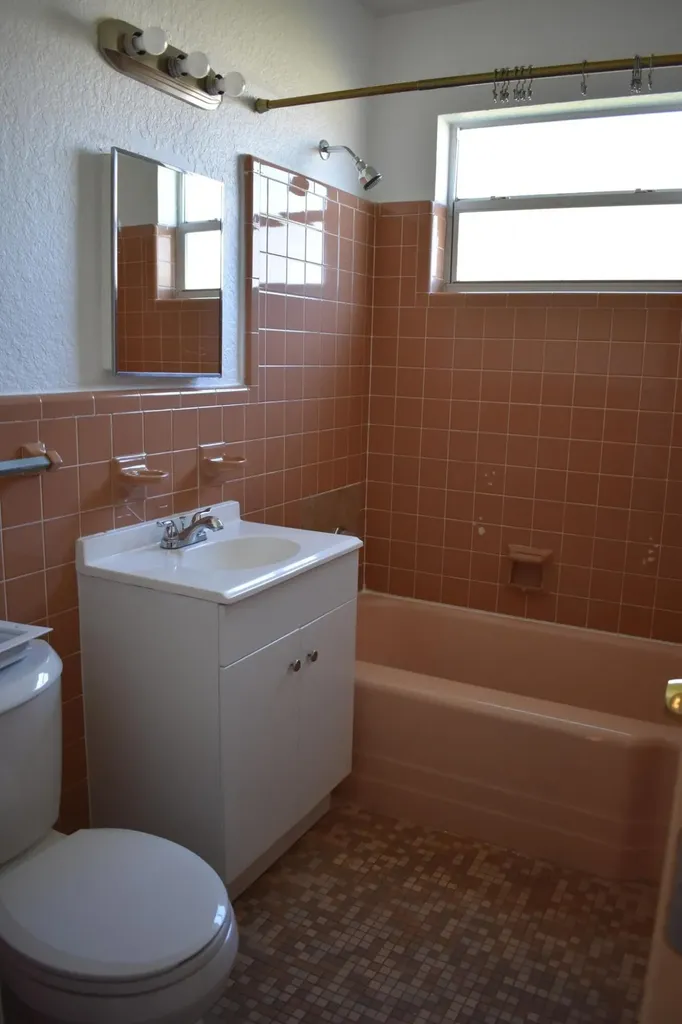 7500 W Lake Drive Lake Clarke Shores FL 33406