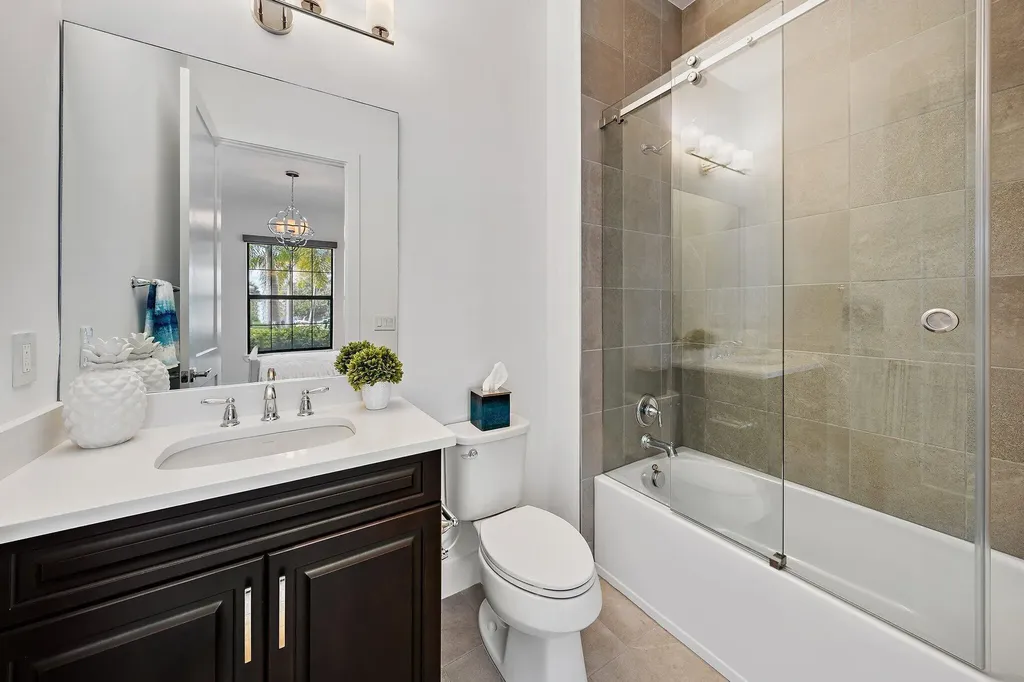 2938 Gin Berry Way West Palm Beach FL 33401