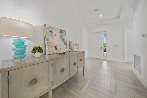 2938 Gin Berry Way West Palm Beach FL 33401