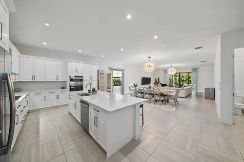 2938 Gin Berry Way West Palm Beach FL 33401