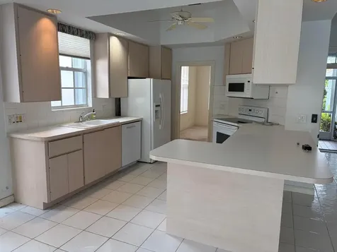284 NW Bentley Circle Port St Lucie FL 34986