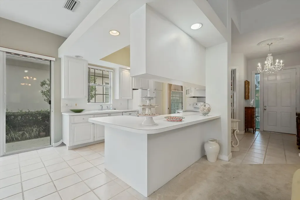 2570 Kittbuck Way West Palm Beach FL 33411