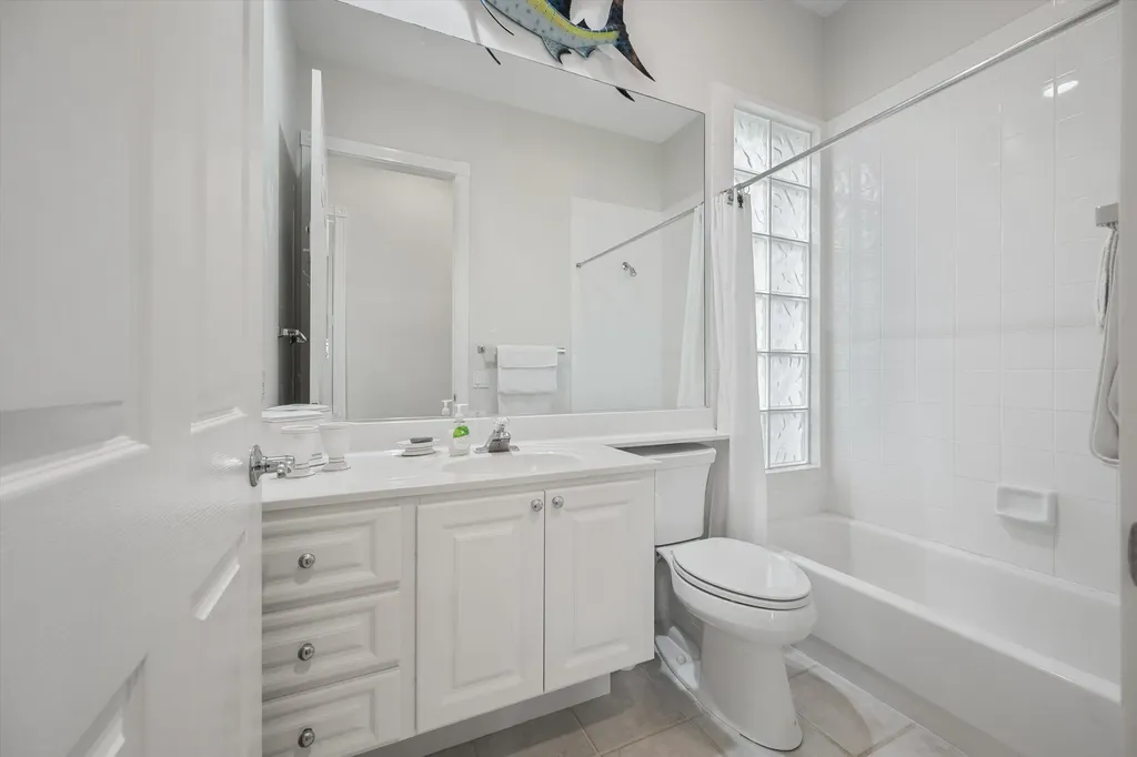 2570 Kittbuck Way West Palm Beach FL 33411