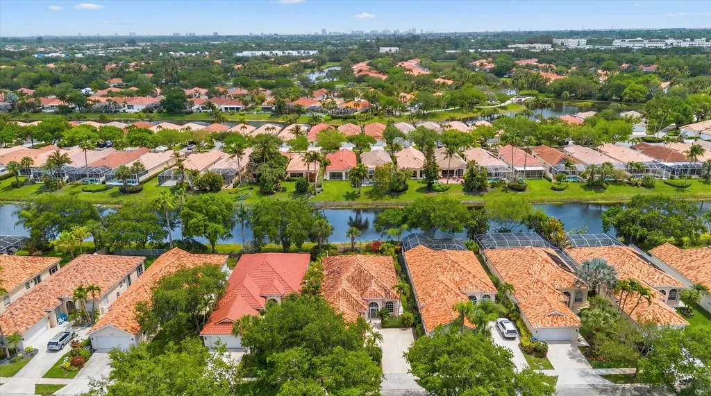 2570 Kittbuck Way West Palm Beach FL 33411
