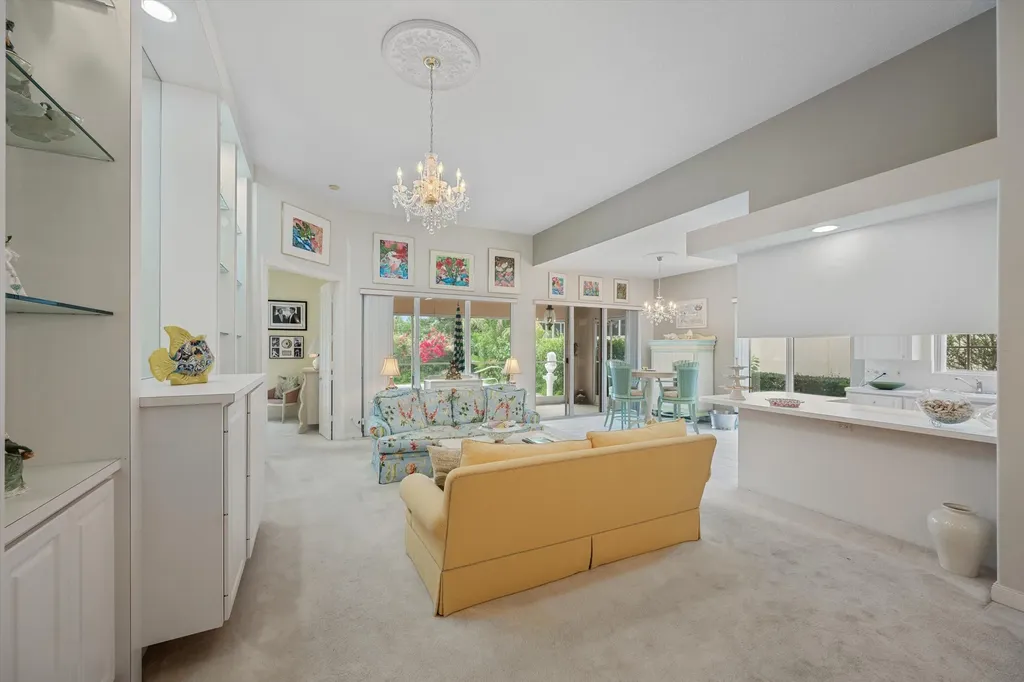 2570 Kittbuck Way West Palm Beach FL 33411